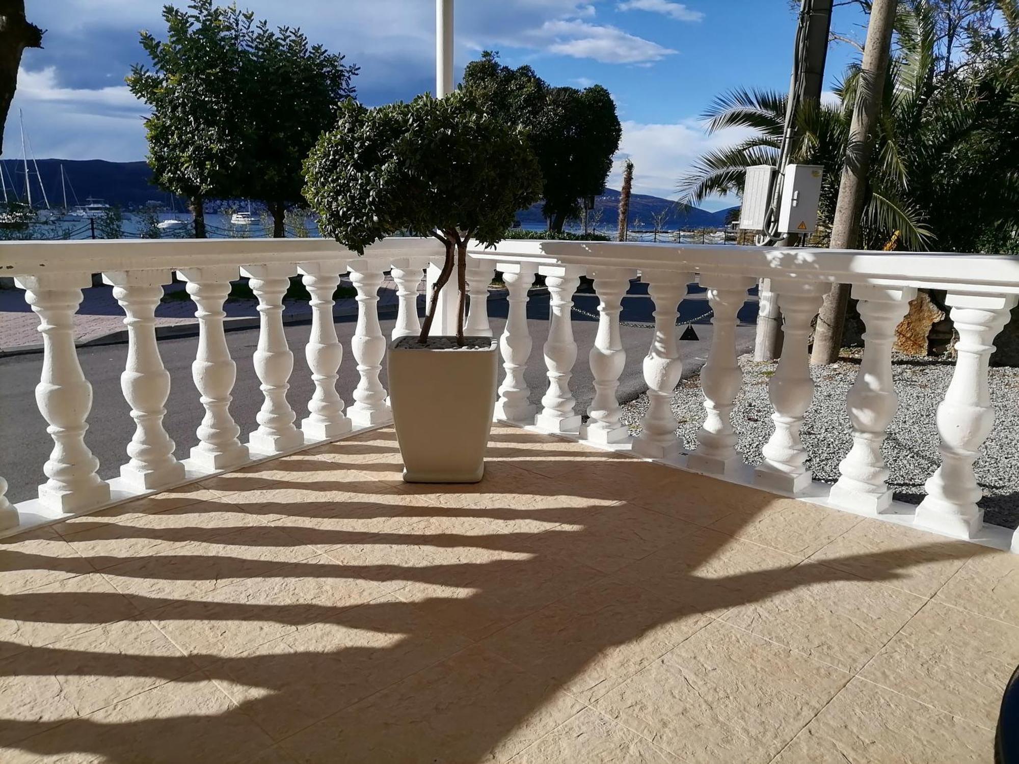Apartment Casa Sul Mare Тиват Экстерьер фото